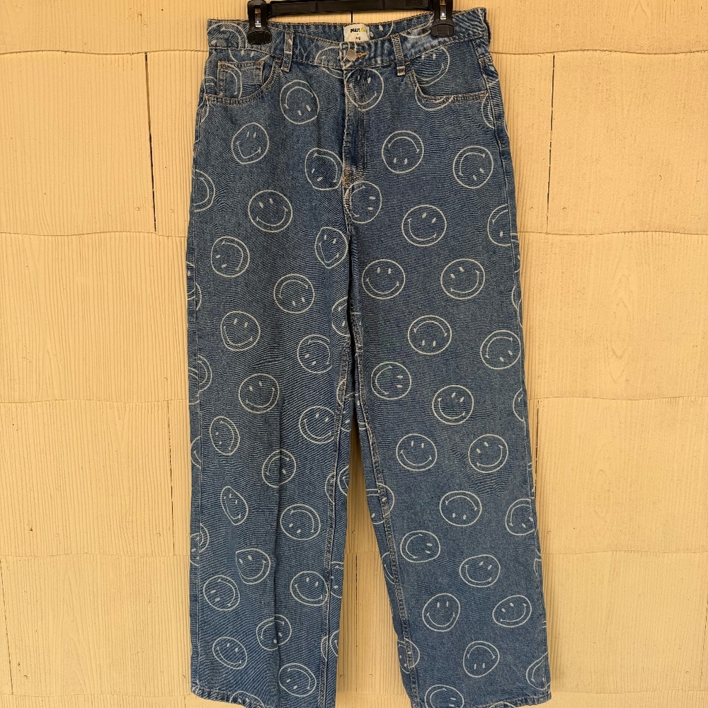H&M+ Wide High Jeans x Smiley